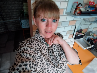 Mit dem Model chatten MalvinaLanier