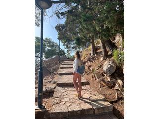 Mit dem Model chatten Karamelka